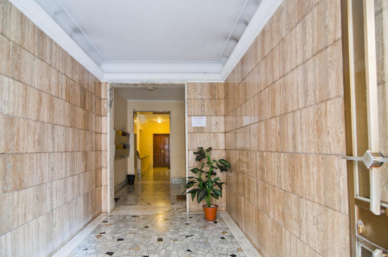 Villa Aquari Cozy Apartment Rom Exteriör bild