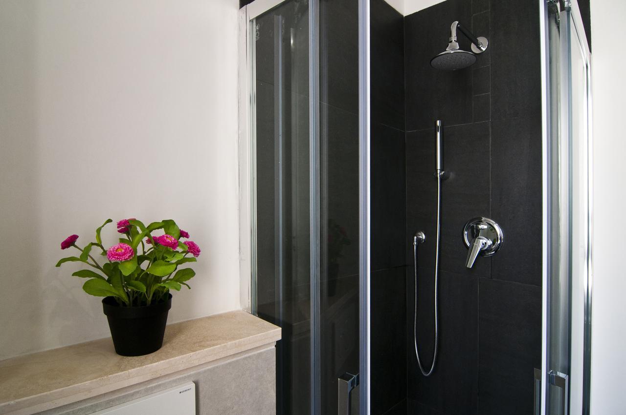 Villa Aquari Cozy Apartment Rom Exteriör bild